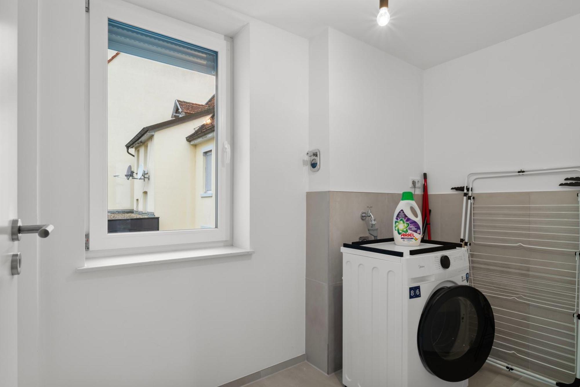Lit Living - Luxury House - Box Spring - Parking - Exclusive Kitchen Hemsbach